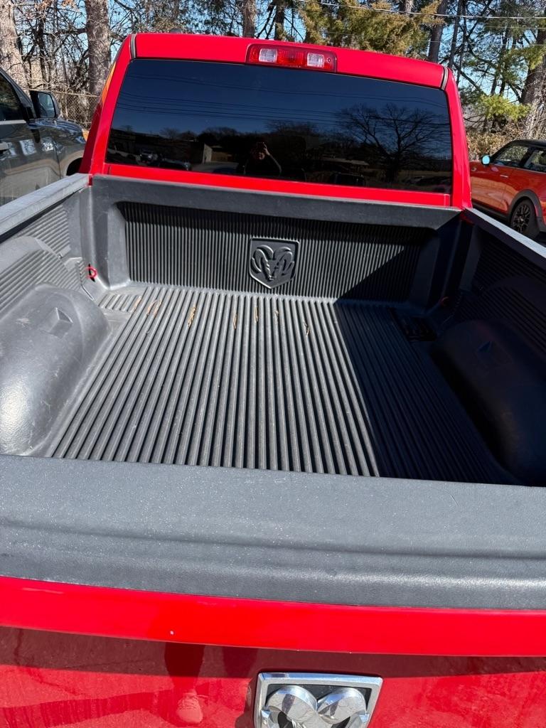 RAM 1500 Tradesman Quad Cab 4WD 2014