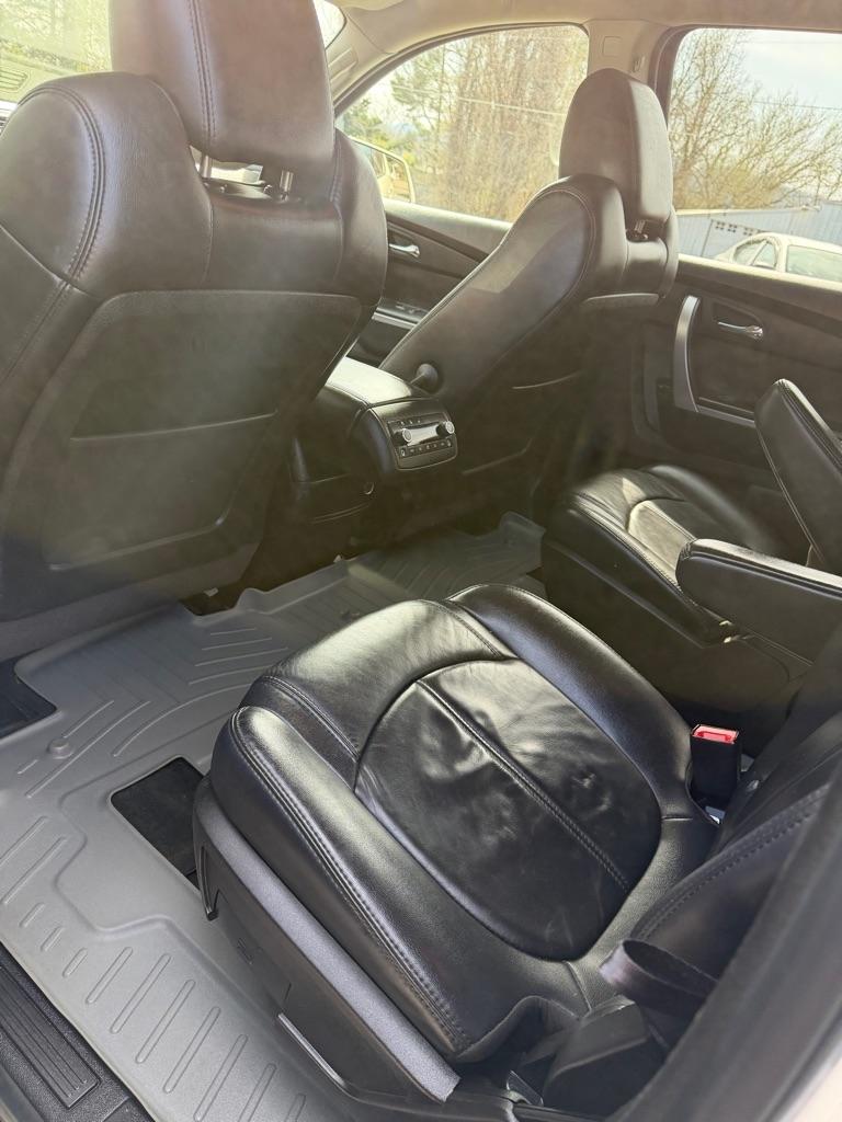 GMC Acadia SLT-1 AWD 2012