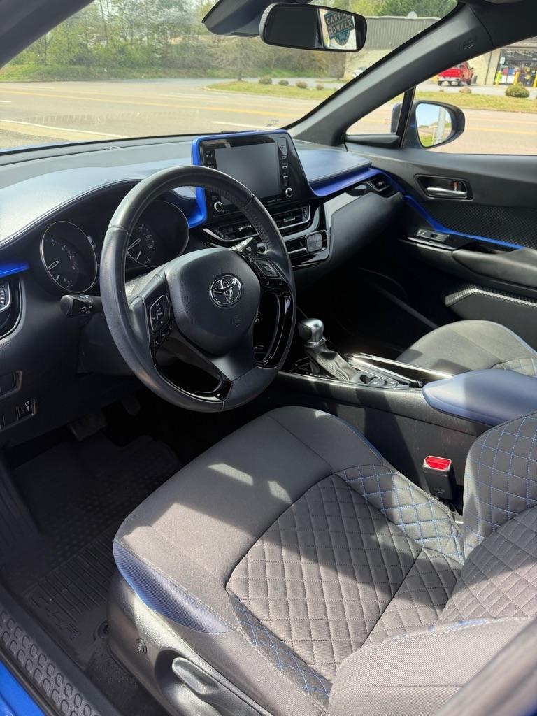 Toyota C-HR XLE 2021