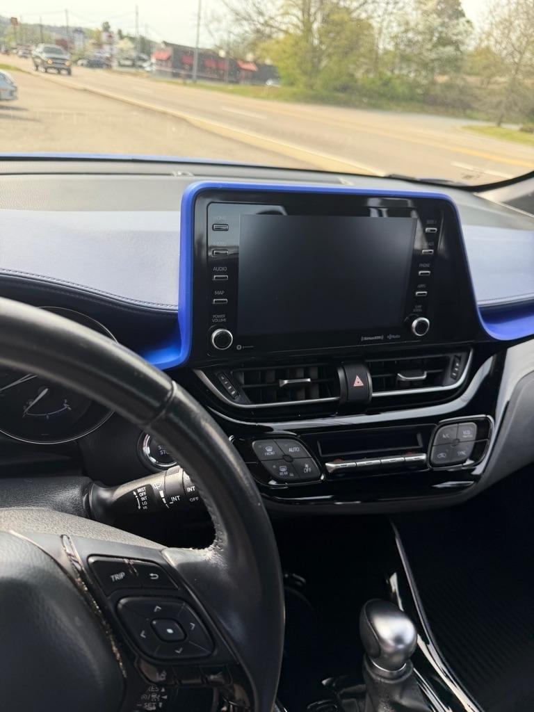 Toyota C-HR XLE 2021