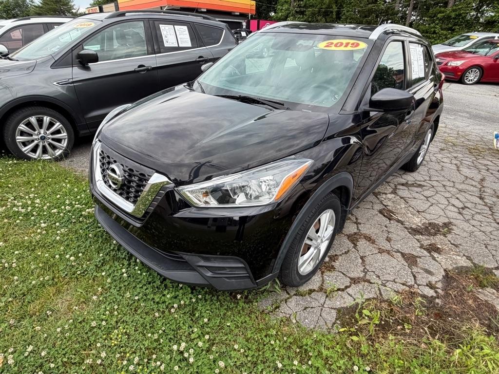 2019 Nissan Kicks S