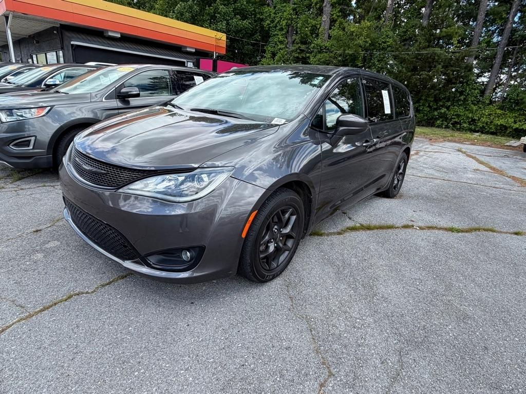 Chrysler Pacifica Touring Plus 2020