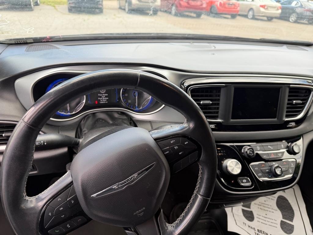 Chrysler Pacifica Touring Plus 2020