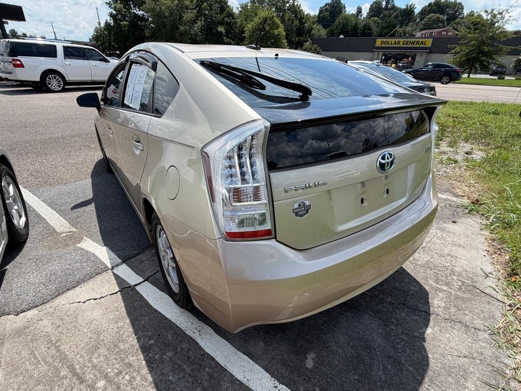 Toyota Prius Prius V 2010