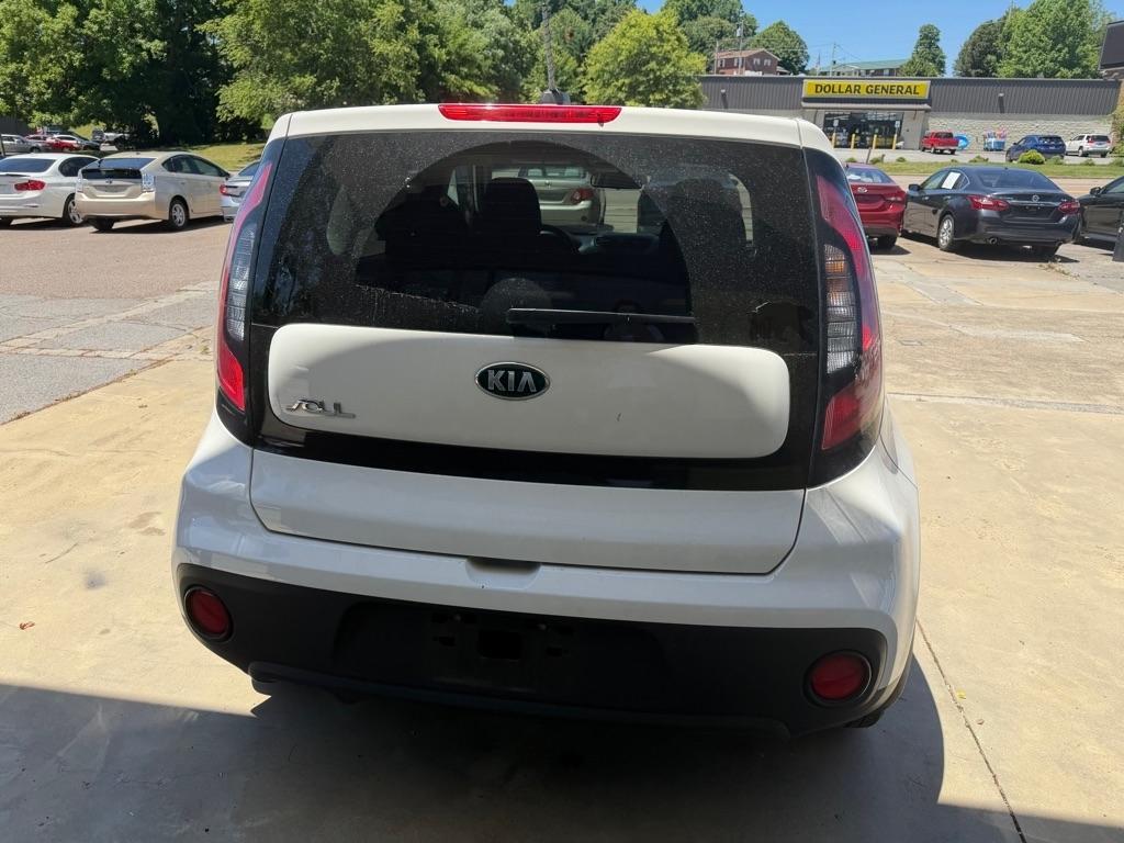 Kia Soul Base 6M 2017