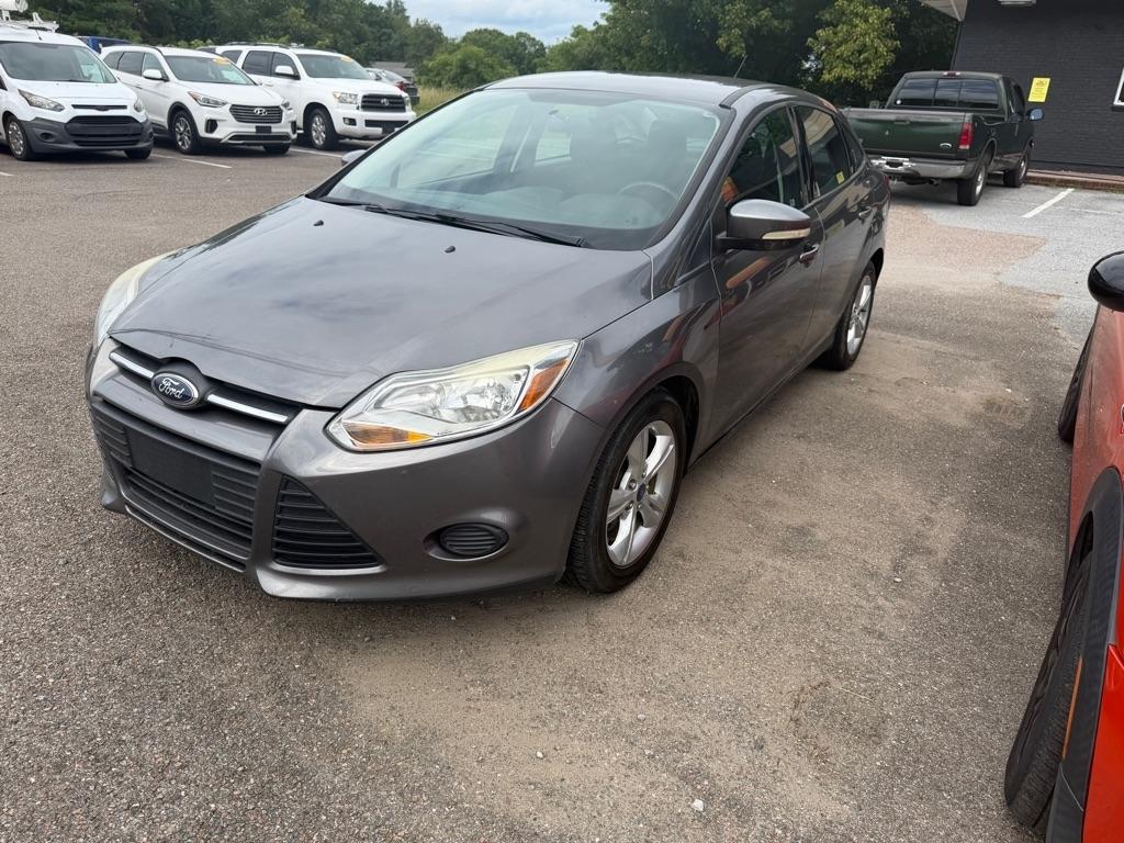 Ford Focus SE Sedan 2013
