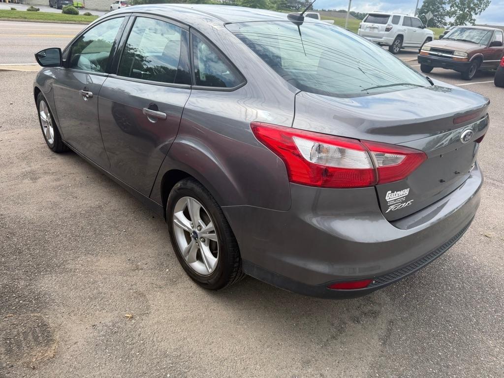 Ford Focus SE Sedan 2013