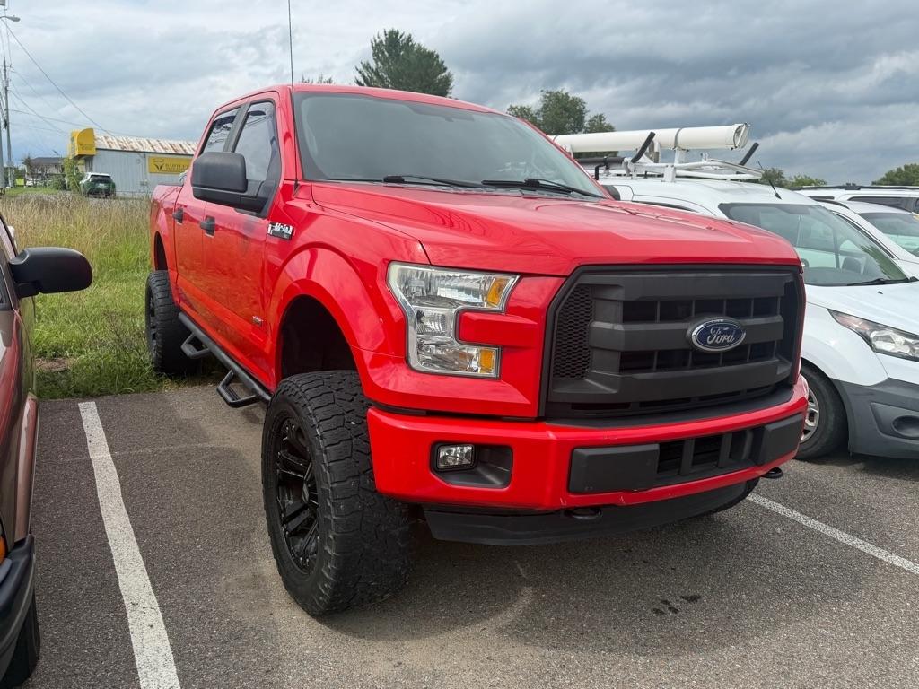 Ford F-150 XL SuperCrew 5.5-ft. Bed 4WD 2015