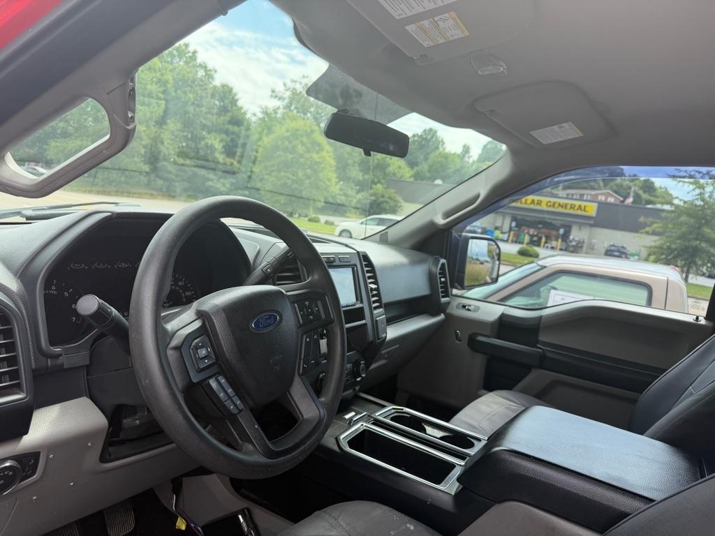 Ford F-150 XL SuperCrew 5.5-ft. Bed 4WD 2015