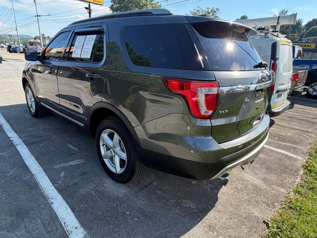 Ford Explorer XLT 4WD 2016