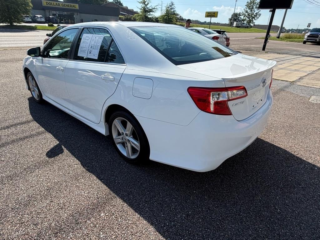 Toyota Camry SE 2012