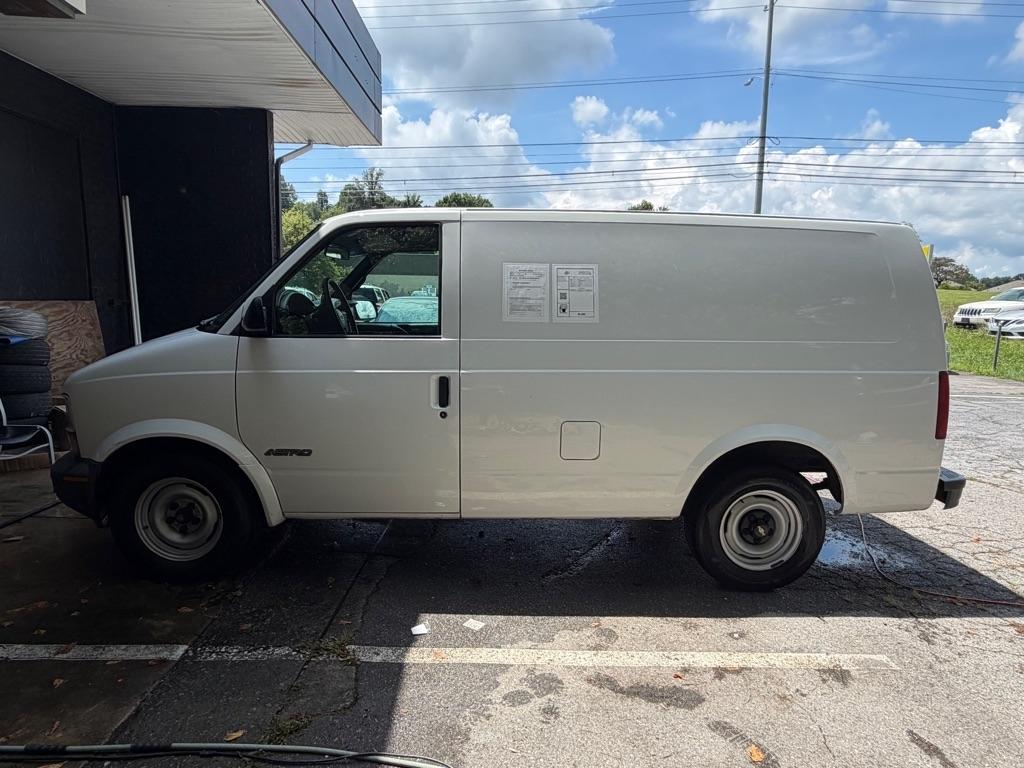 2000 Chevrolet Astro Cargo Van 2WD