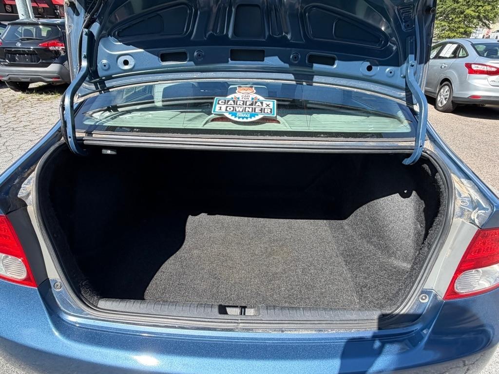 Honda Civic LX Sedan 5-Speed AT 2009