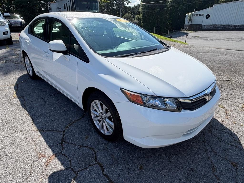 Honda Civic LX Sedan 5-Speed AT 2012