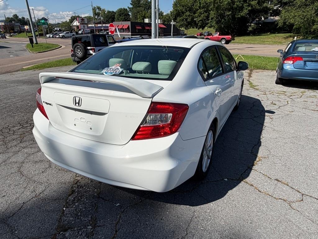 Honda Civic LX Sedan 5-Speed AT 2012