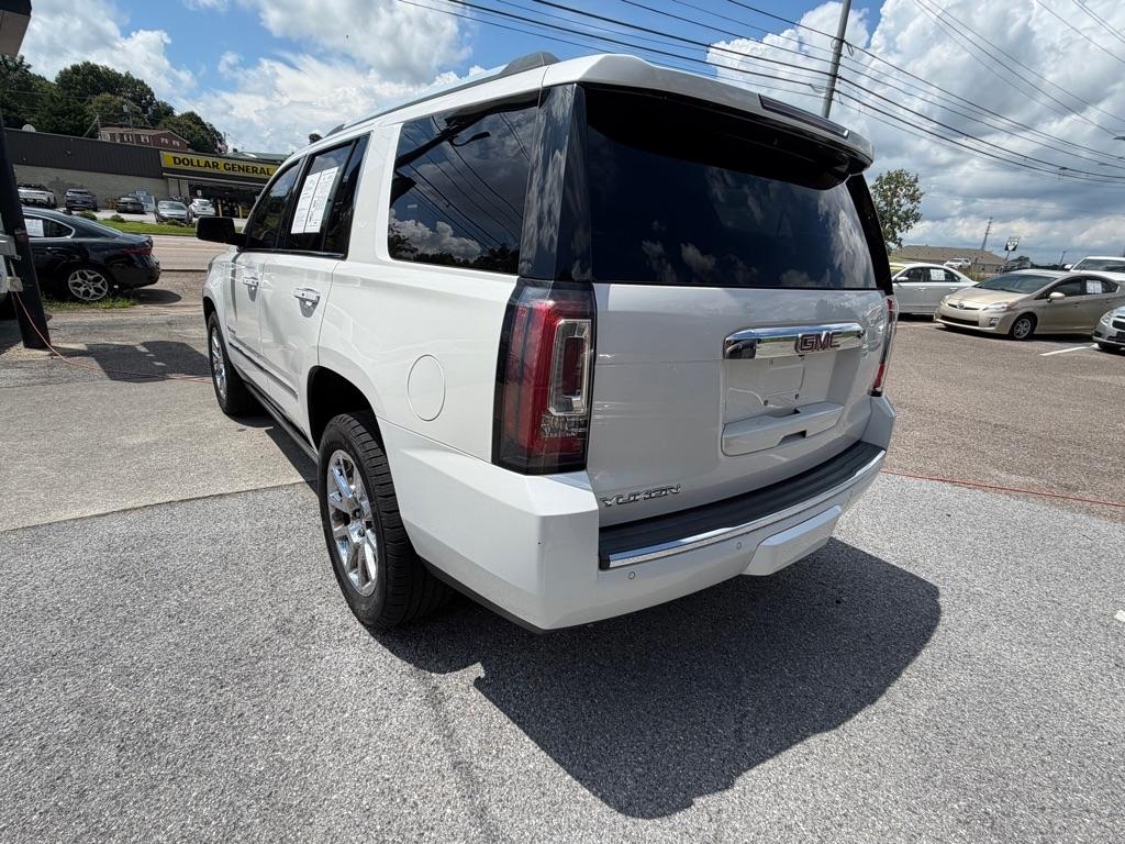GMC Yukon Denali 4WD 2016