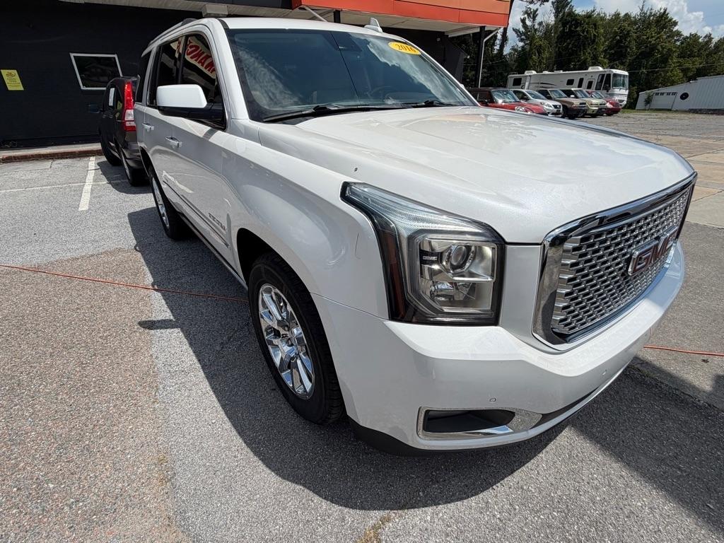 GMC Yukon Denali 4WD 2016