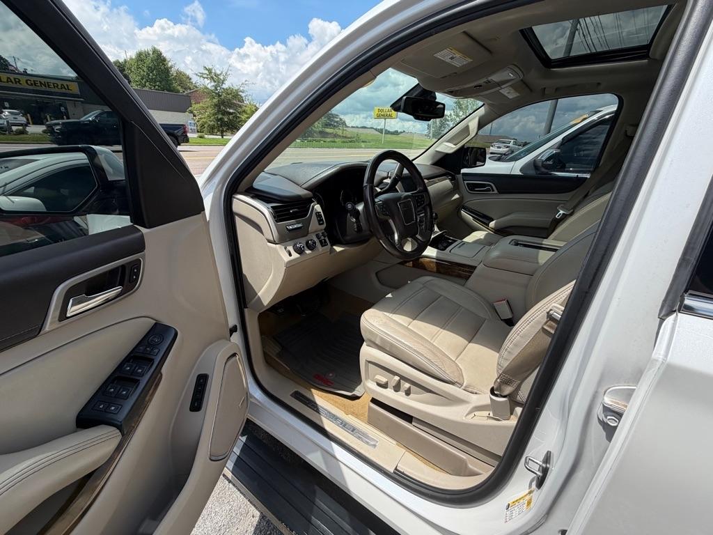 GMC Yukon Denali 4WD 2016