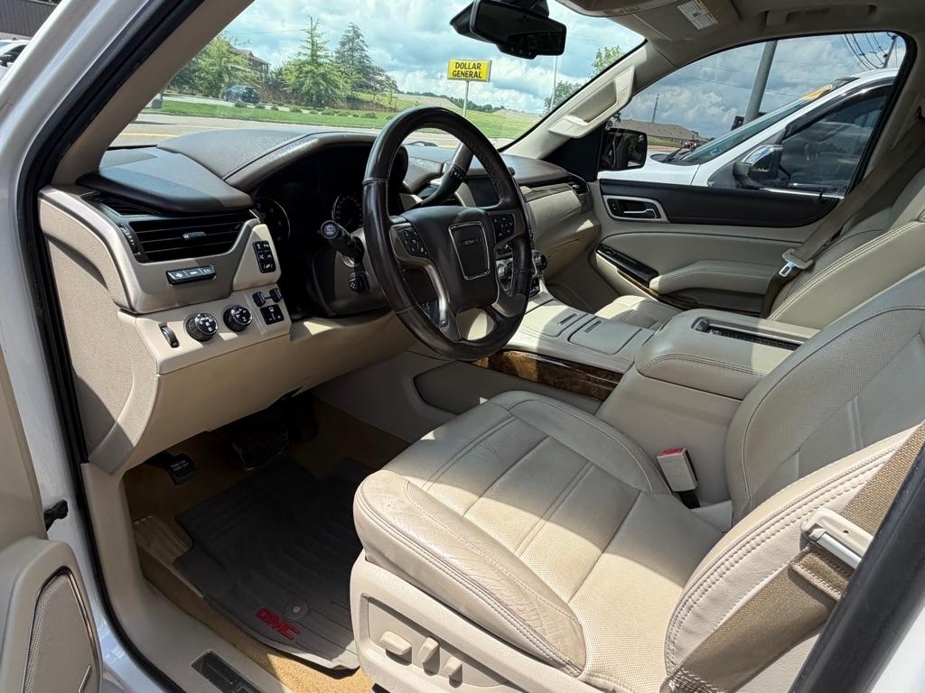 GMC Yukon Denali 4WD 2016