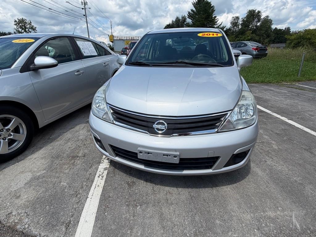Nissan Versa 1.8 S Sedan 2011