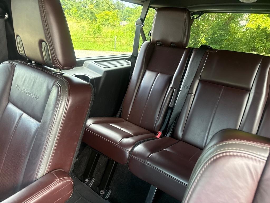 Ford Expedition EL Platinum 4WD 2016