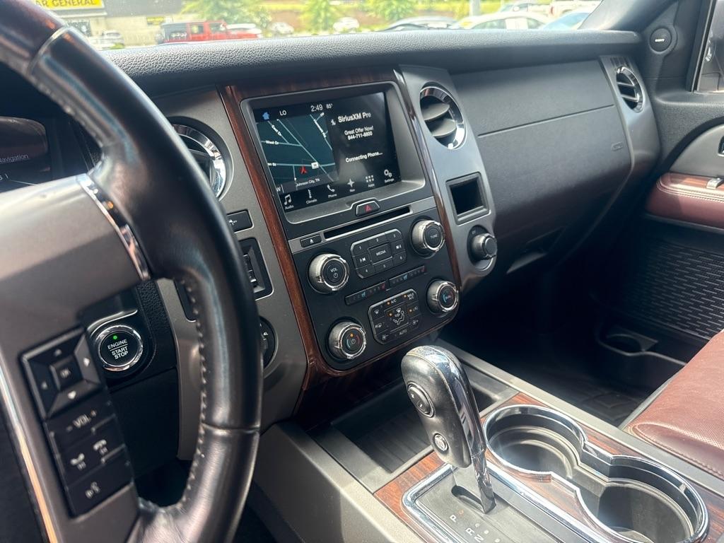 Ford Expedition EL Platinum 4WD 2016