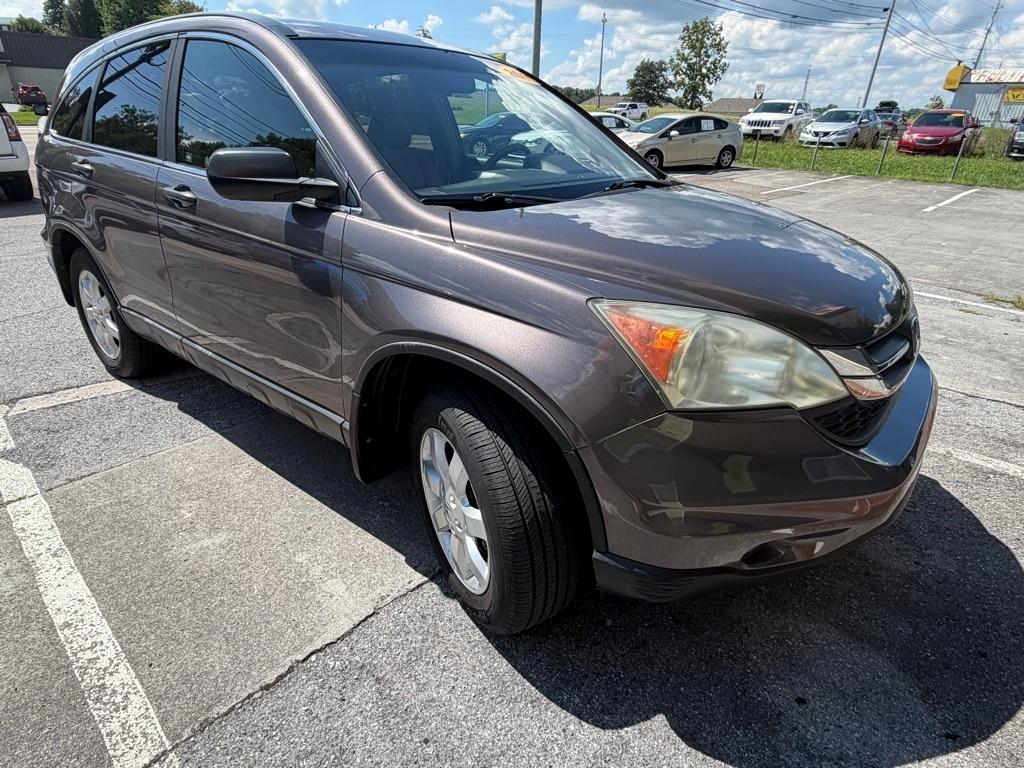 Honda CR-V SE 2WD 5-Speed AT 2011