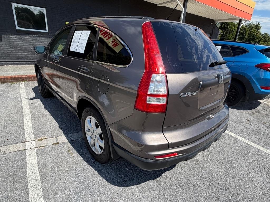 Honda CR-V SE 2WD 5-Speed AT 2011