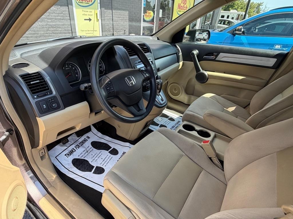 Honda CR-V SE 2WD 5-Speed AT 2011