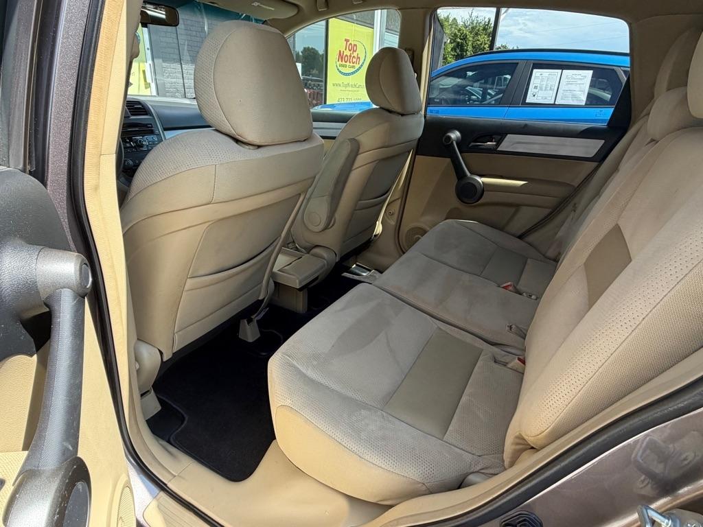 Honda CR-V SE 2WD 5-Speed AT 2011