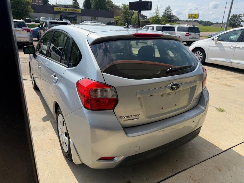 Subaru Impreza 2.0i PZEV CVT 5-Door 2016