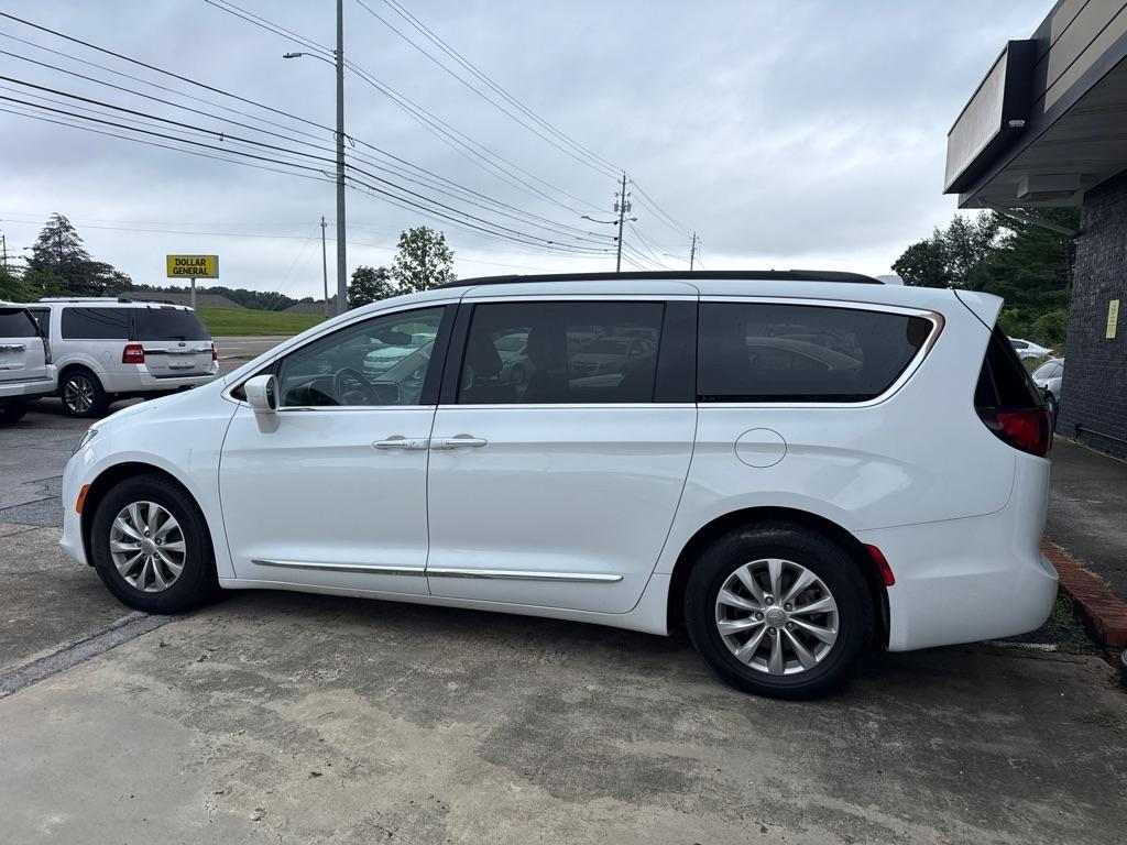Chrysler Pacifica Touring-L 2017