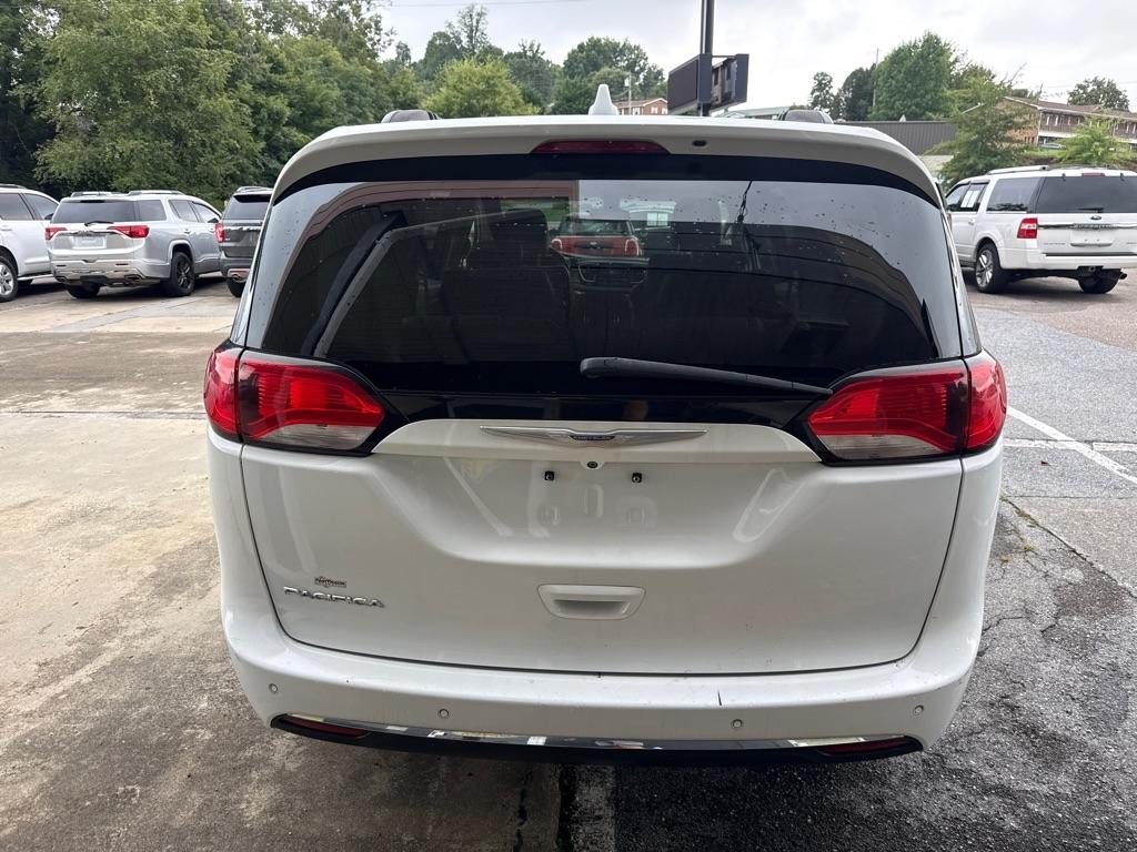 Chrysler Pacifica Touring-L 2017