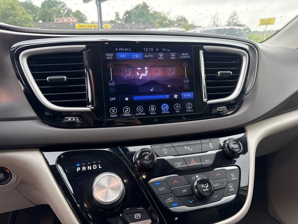 Chrysler Pacifica Touring-L 2017