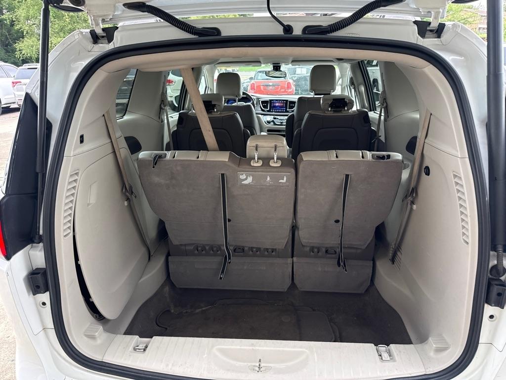 Chrysler Pacifica Touring-L 2017