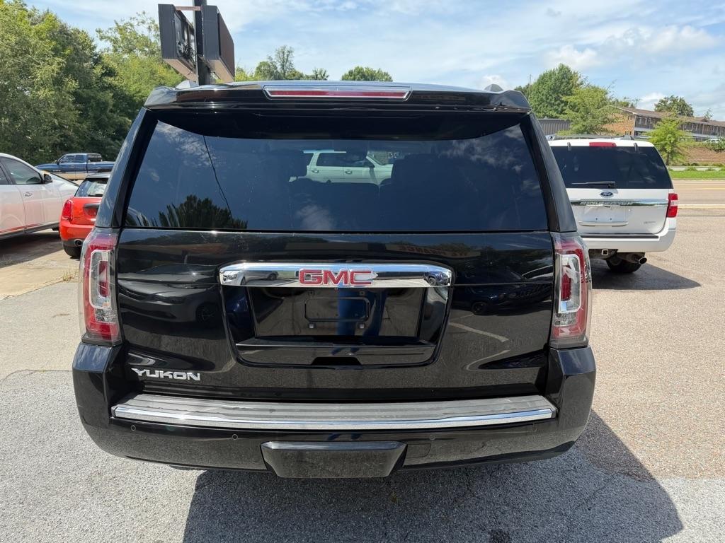 GMC Yukon Denali 2WD 2015