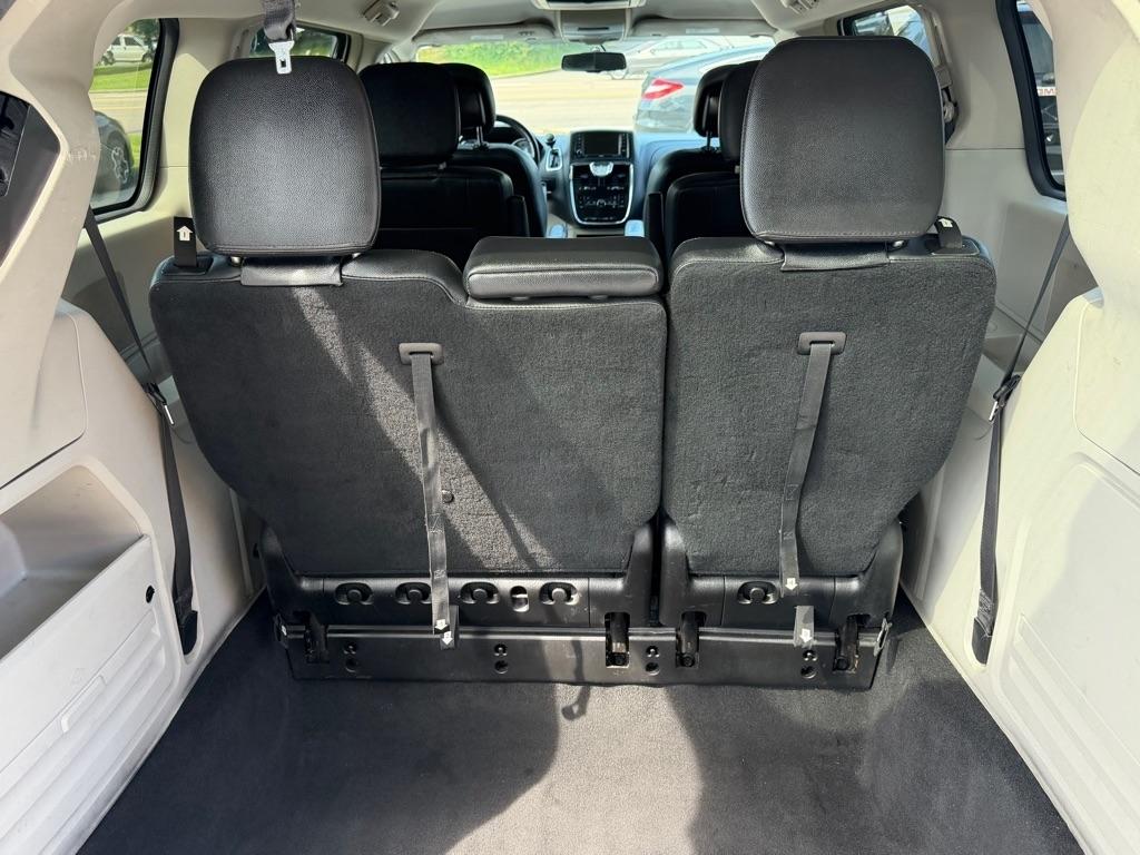 Chrysler Town & Country Touring 2016