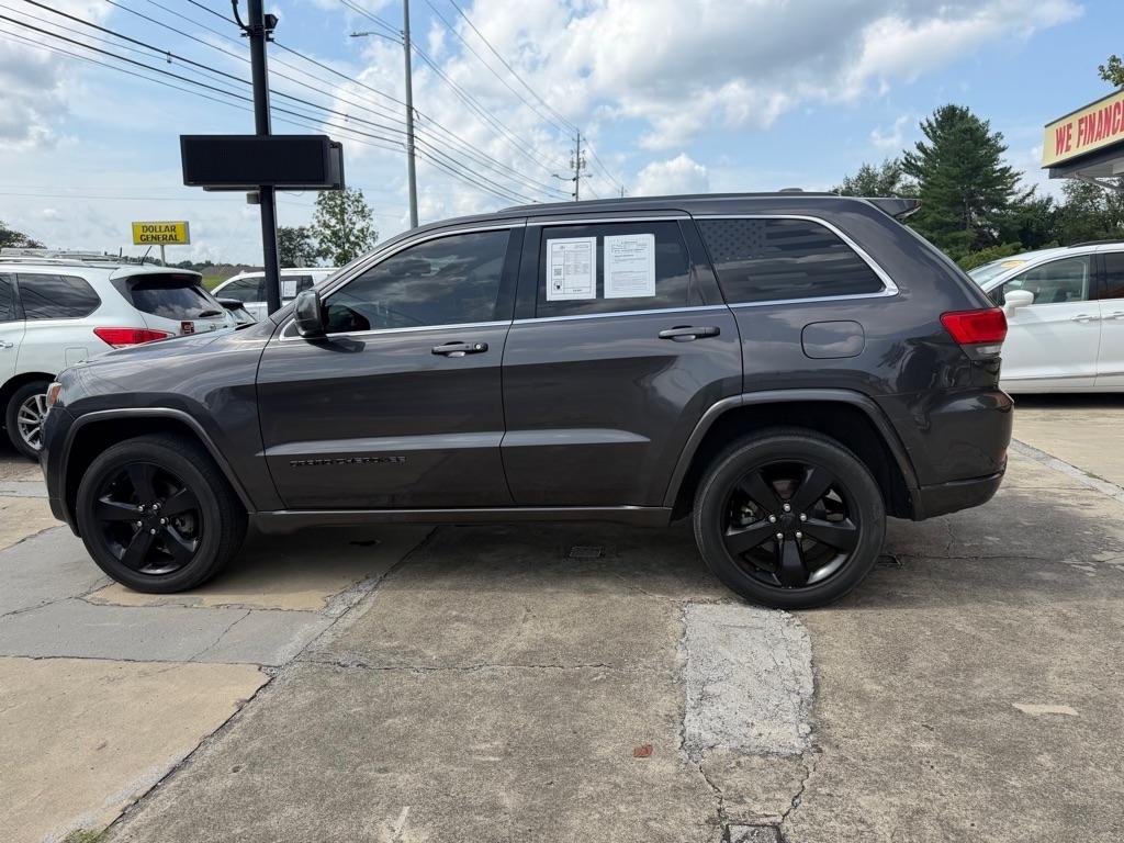 Jeep Grand Cherokee Laredo 4WD 2015