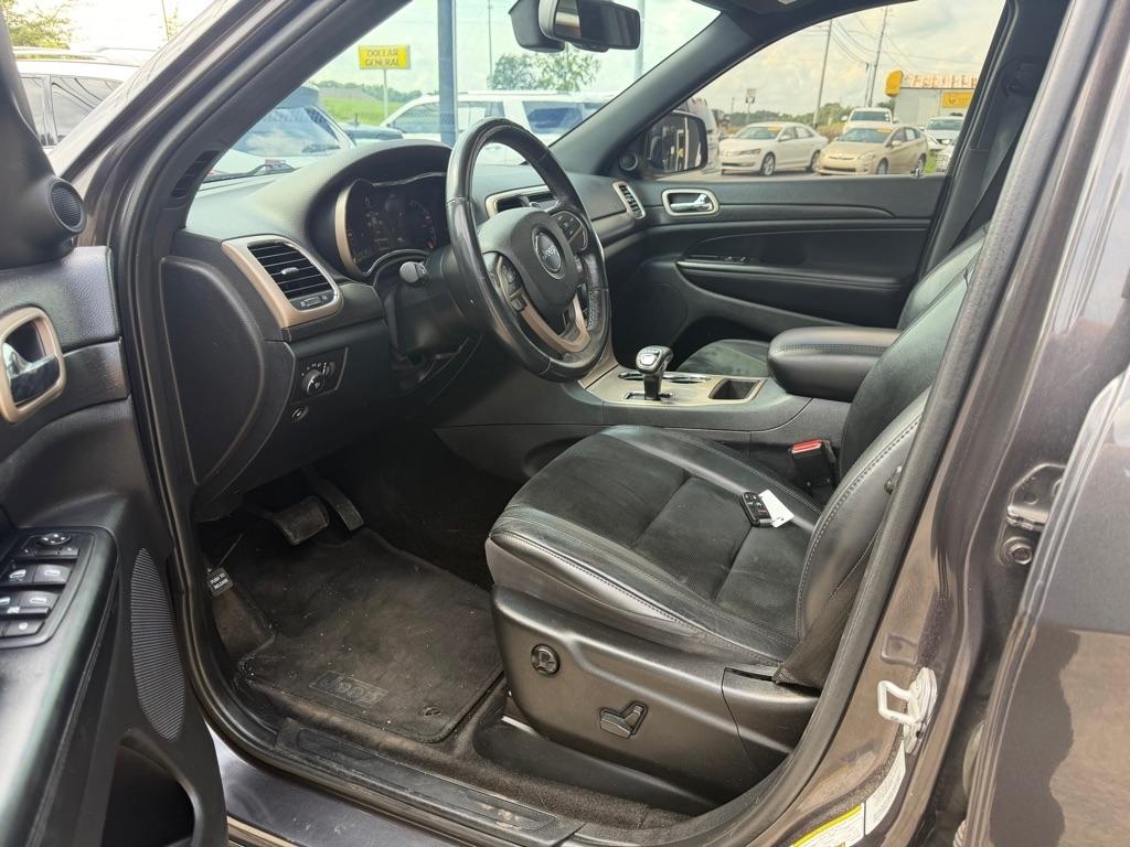 Jeep Grand Cherokee Laredo 4WD 2015