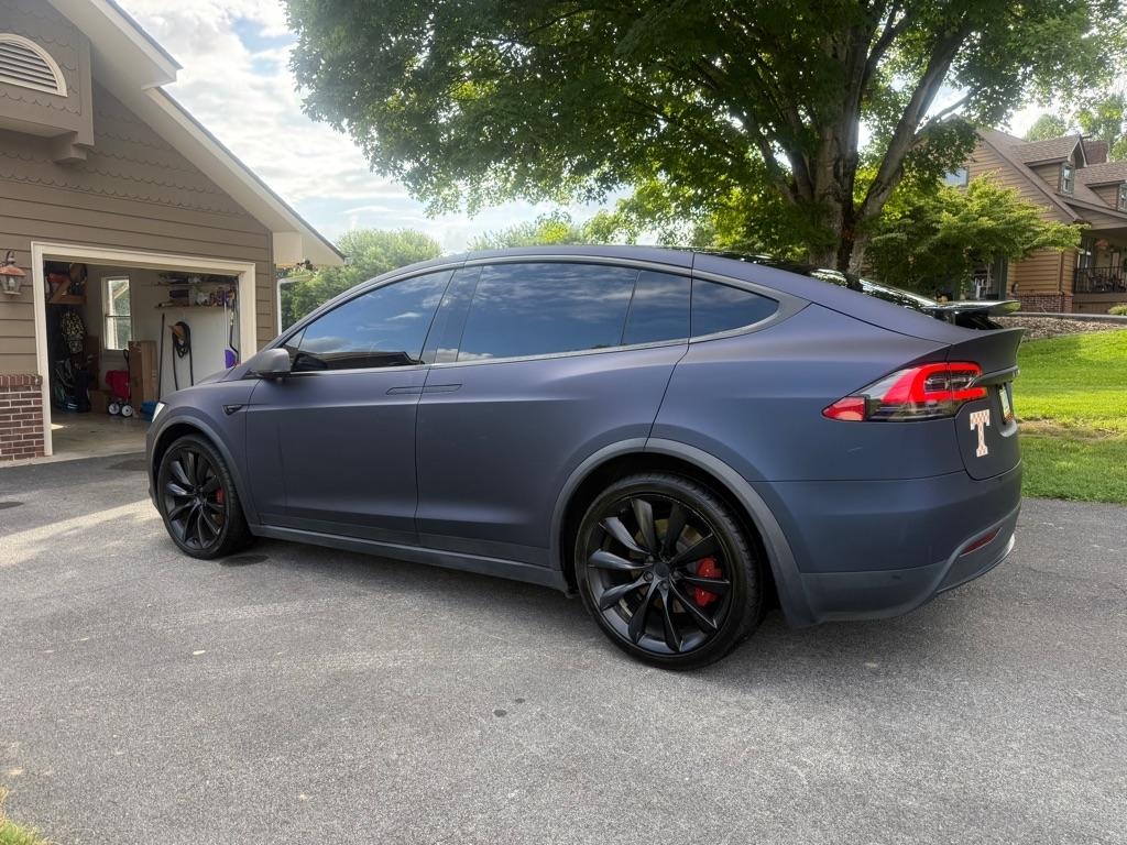 2020 Tesla Model X Long Range