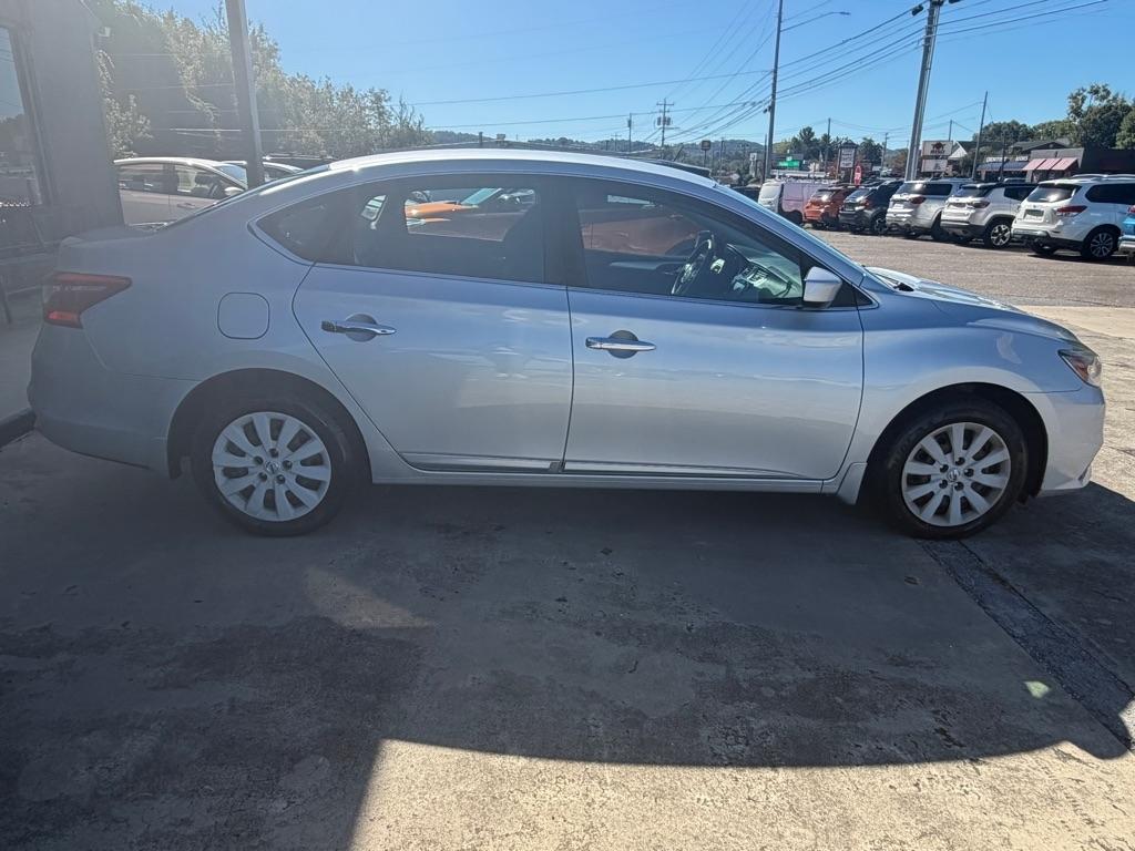 Nissan Sentra SR 2019