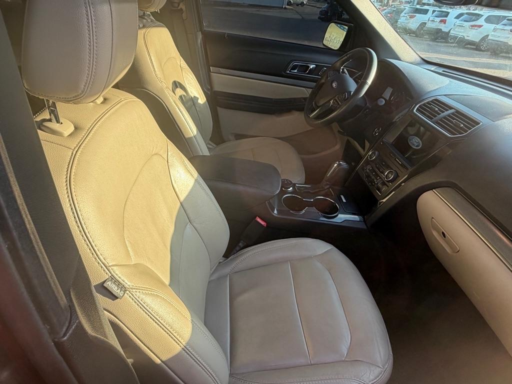 Ford Explorer XLT 4WD 2018