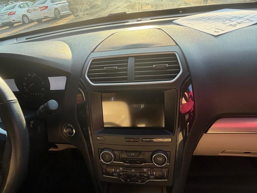 Ford Explorer XLT 4WD 2018