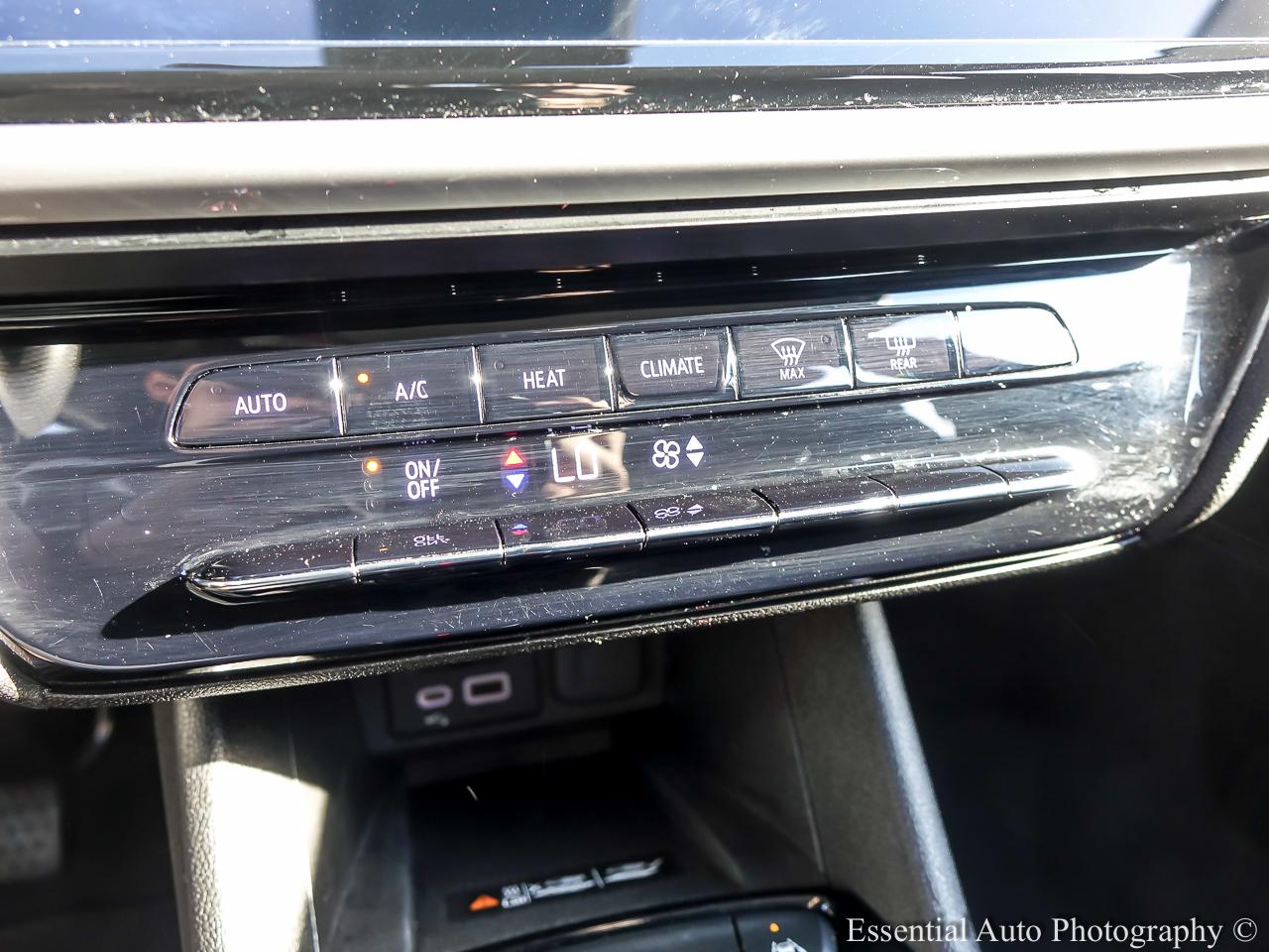 2023 Chevrolet Bolt EV LT 4D Hatchback - White exterior view 15