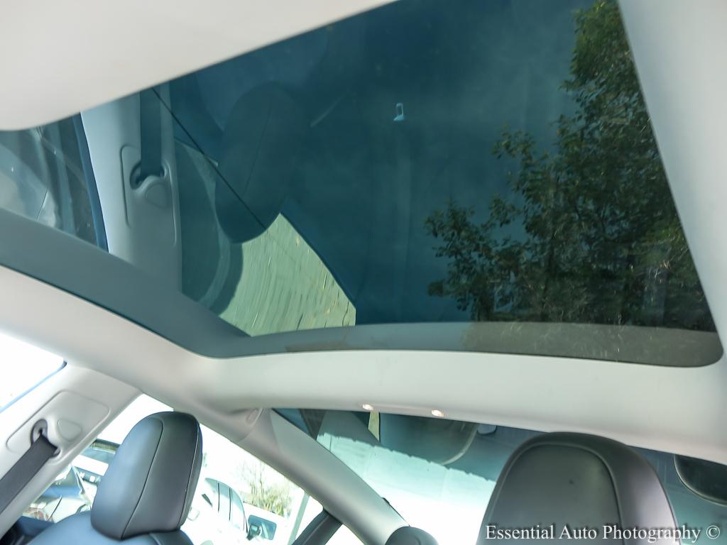 2021 Tesla Model 3 Long Range 4D Sedan AWD - Gray exterior view 7