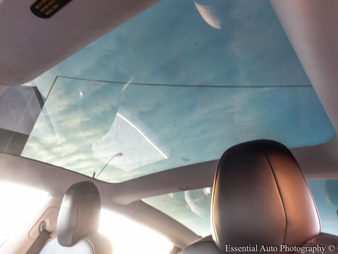 2018 Tesla Model 3 Long Range 4D Sedan AWD - Gray exterior view 9