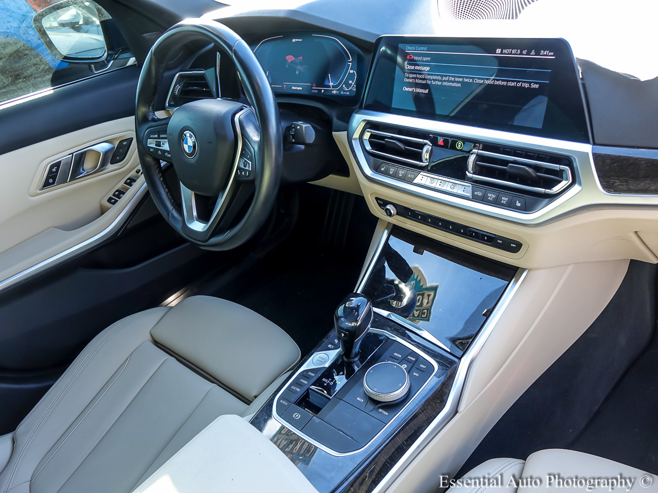 BMW 3-Series 330e 2021