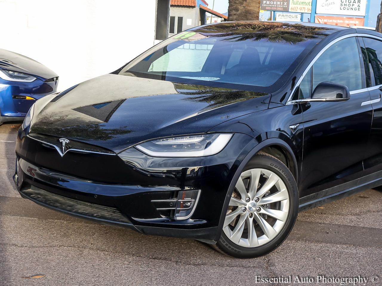 2019 Tesla Model X Long Range 4D SUV AWD - Black exterior view 2