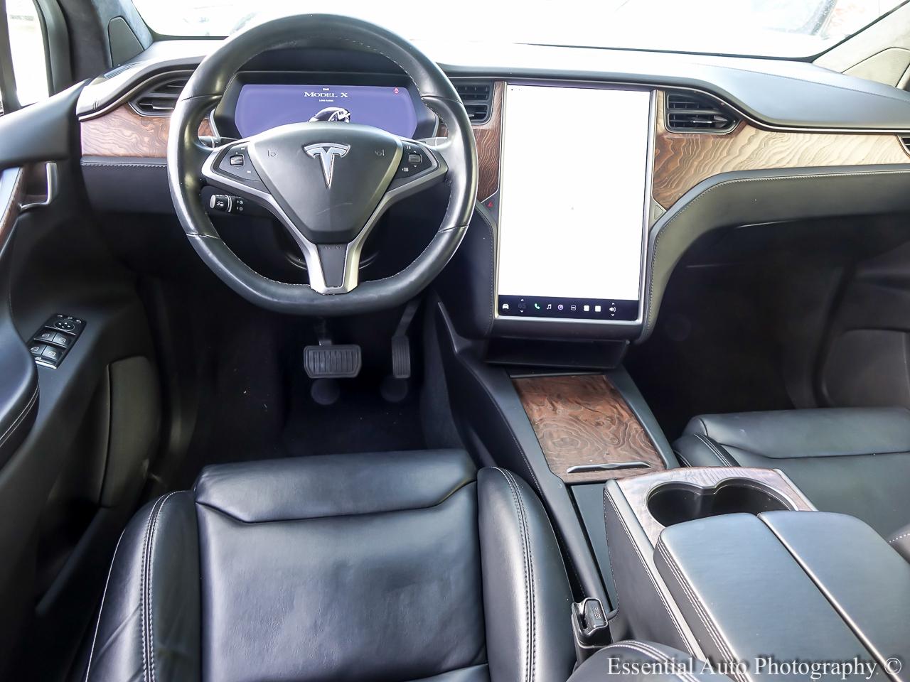 2019 Tesla Model X Long Range 4D SUV AWD - Black exterior view 11