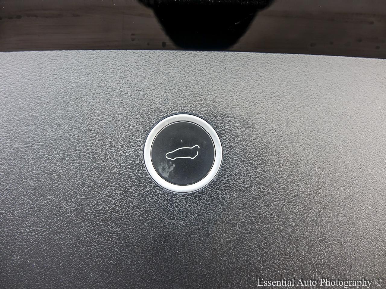 Tesla Model X Long Range 4D SUV AWD 2019